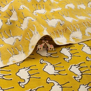 Nouveau tissu imprimé Bagru Animal Camel, magnifique imprimé, 100% coton pur, pour robes - Product Image 2