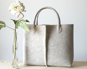 Bolsos de mano de fieltro de gran capacidad ecológicos de primera calidad, diseño plegable duradero y elegante, ligero para uso diario, cierre de cremallera - Product Image 1