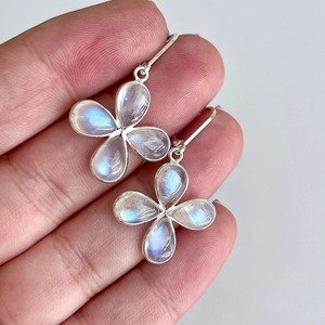 Pendientes de Plata de Ley 925 con diseño de Flor, Arcoíris, Piedra Lunar y Trébol, con engaste llamativo, estilo veraniego, con encanto de piedra de nacimiento de junio, regalo para mamá - Product Image 3