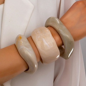 สร้อยข้อมือทำด้วยมือสไตล์นางฟ้าพร้อมตัวเลือกปรับแต่งได้สำหรับผู้ชายและผู้หญิงจากอินเดีย - Product Image 3