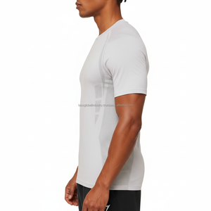 Camiseta Deportiva Unisex 2026, Sin Costuras, Camuflaje, Ajustada, Secado Rápido, Transpirable, Ligera, para Fitness y Culturismo - Product Image 3