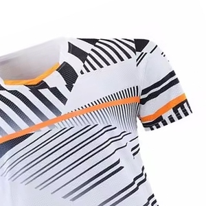 Logotipo personalizado 2025 Sublimación Ropa DE TENIS Secado rápido Transpirable Uniforme deportivo Equipo Camisa y pantalones cortos Tela de alta calidad - Product Image 6