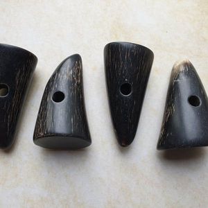 Botón de palanca de cuerno de búfalo con diseño de remolino único para sujetador de palanca de cuerno de buey con opciones de grosor para uso pesado - Product Image 3