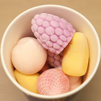 Vente en gros Usine OEM ODM Mini Glace Exotique Virale Faible en Gras aux Fruits Framboise Raisin Mangue Pêche Ananas Fraise