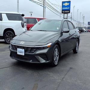 Hyundai Elantra SE 2024 NEUVE ET IMMACULÉE - Product Image 1