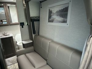 Thor Freedom Elite Class C motorhome 2021 Thor FREEDOM ELITE 24FE model. - Product Image 4