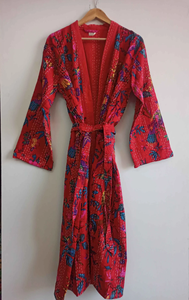 Robe Kantha en coton matelassé pour femme Veste de mariée florale légère pour l'hiver Robe de nuit longue - Product Image 2