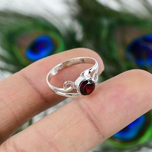 Clásico hecho a mano granate cabujón piedra preciosa 925 anillo de plata esterlina anillo de granate de moda con 925 estampado plata fina anillo joyería - Product Image 4