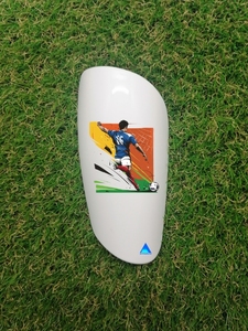 Équipement de protection de joueur de football masculin de haut niveau Type 33 Normes de protège-tibias spécialement conçues - Product Image 3