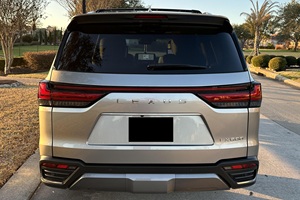 Lexus LX 600 Ultra Luxury 2022, Gasolina, Bajo Kilometraje - Product Image 3