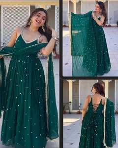 Robe VISHNU K DESIGNS, pantalon, dupatta, tissu en georgette fleuri, broderie en sequins et zari de 3 mm, sans manches, toutes saisons - Product Image 5