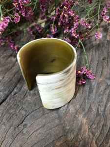 กำไลแฟชั่นลายเขาควายพร้อมไข่มุกสำหรับใส่ต้อนรับและให้ของขวัญดีไซน์ล่าสุด - Product Image 6