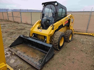 รถตักล้อยาง CAT 246D3 ปี 2024 รุ่นใช้งานหนัก เครื่องยนต์ดีเซล CAT ขายดี คุณภาพเยี่ยม ราคาโรงงาน อุปกรณ์ก่อสร้าง - Product Image 3
