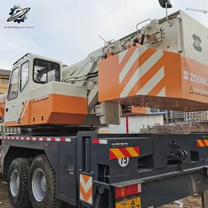 Grúa Hidráulica Usada ZoomlionQY55V de 55 Toneladas, Pluma Telescópica de 58 m Máx., Marca China Original, Pocas Horas, Certificación CE - Product Image 4