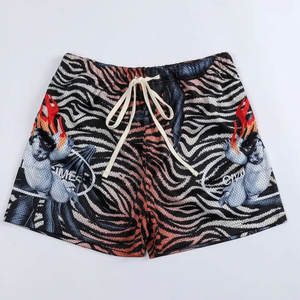 Pantalones cortos de sublimación de verano Pantalones cortos de fitness para hombres en precio al por mayor con Impresión y diseño personalizados - Product Image 4