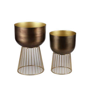 Jardinière sur pied carrée en fer moderne indienne avec revêtement en poudre pour une utilisation en intérieur/extérieur - Product Image 5