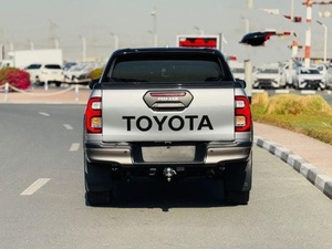 Toyota Hilux Rogue d'occasion/neuf, toutes options, haut de gamme, conduite à droite, transmission automatique - Product Image 4
