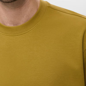 เสื้อยืดผู้ชายทรงหลวม แบรนด์ OEM ราคาถูก แฟชั่นใหม่ คุณภาพเยี่ยม รับสกรีนโลโก้ สีสันหลากหลาย กำลังเป็นที่นิยม - Product Image 2