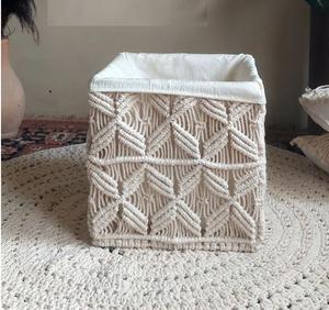 Panier de rangement en macramé de qualité supérieure avec poignées pour un transport facile et une solution de rangement élégante pour toutes les pièces - Product Image 4