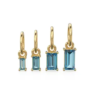 Pequeño colgante de topacio azul suizo en oro macizo de 14k y 18k con talla baguette, dije de topacio azul diminuto, colgantes y dijes finos - Product Image 5