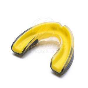 Equipo de protección bucal de fútbol americano resistente hecho a medida de alta calidad - Product Image 1