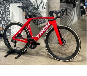 ¡Descubre esta nueva iTrek Madonne SLR 9 Gen 7 de 56 cm! – Exemplar de exhibición/demonstración con marcas ligeras, con 1 año de garantía. Disponible en unidades. - Product Image 1