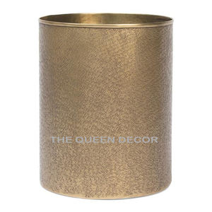 Soporte de cepillo de dientes con forma de hexágono chapado en oro hecho a mano creativo artículos de baño de metal elegante - Product Image 5