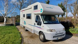 Camping-car 2005 Swift Sundor 590 RL, remorque de camping, conduite à droite, manuel, 4-6 personnes, pour le camping - Product Image 5