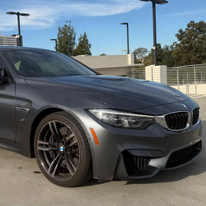 Voiture d'occasion fiable, BMW M4 Coupé 2018, environ 38 000 milles, 6 cylindres bi-turbo - Product Image 1