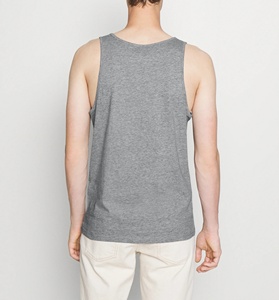 Débardeur OEM personnalisé avec poche avant et emmanchure surdimensionné gilet décontracté imprimé musculation pour hommes - Product Image 2