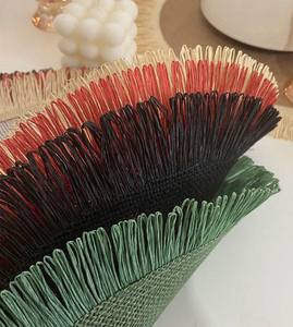 Juego de manteles individuales y posavasos de yute tejido nórdico, accesorio de tiro de estilo navideño para jarrón de porche, alfombrillas y almohadillas de aislamiento térmico con flecos - Product Image 2