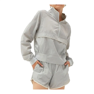 LOGOTIPO personalizado Nueva llegada Conjunto de dos piezas Ropa de verano para mujeres Chándal Jogging Trajes Gimnasio Fitness Wear - Product Image 3