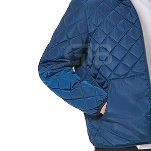 Fabrication en usine Nouvelle arrivée Veste matelassée pour hommes avec col à capuche personnalisé Manches longues Options de gros - Product Image 6
