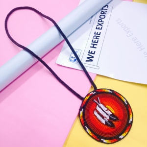 Collier artisanal tendance multicolore en perles, motif oiseau, médaillon, franges, ethnique tribal, bohème, bijoux en perles de rocaille pour femmes, fête - Product Image 3