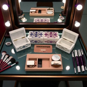 กล่องเครื่องประดับหินอ่อนสีขาวทำด้วยมือพร้อมฝังพลอยสีฟ้ากล่องเก็บหินตกแต่งดีไซน์ลายดอกไม้ - Product Image 3