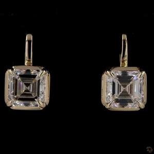 Exquisitos Pendientes de Diamantes con Corte Asscher de 3.06 Ct para Mujer en Oro Amarillo de 14K, Joyería de Lujo Hecha a Mano - Product Image 2