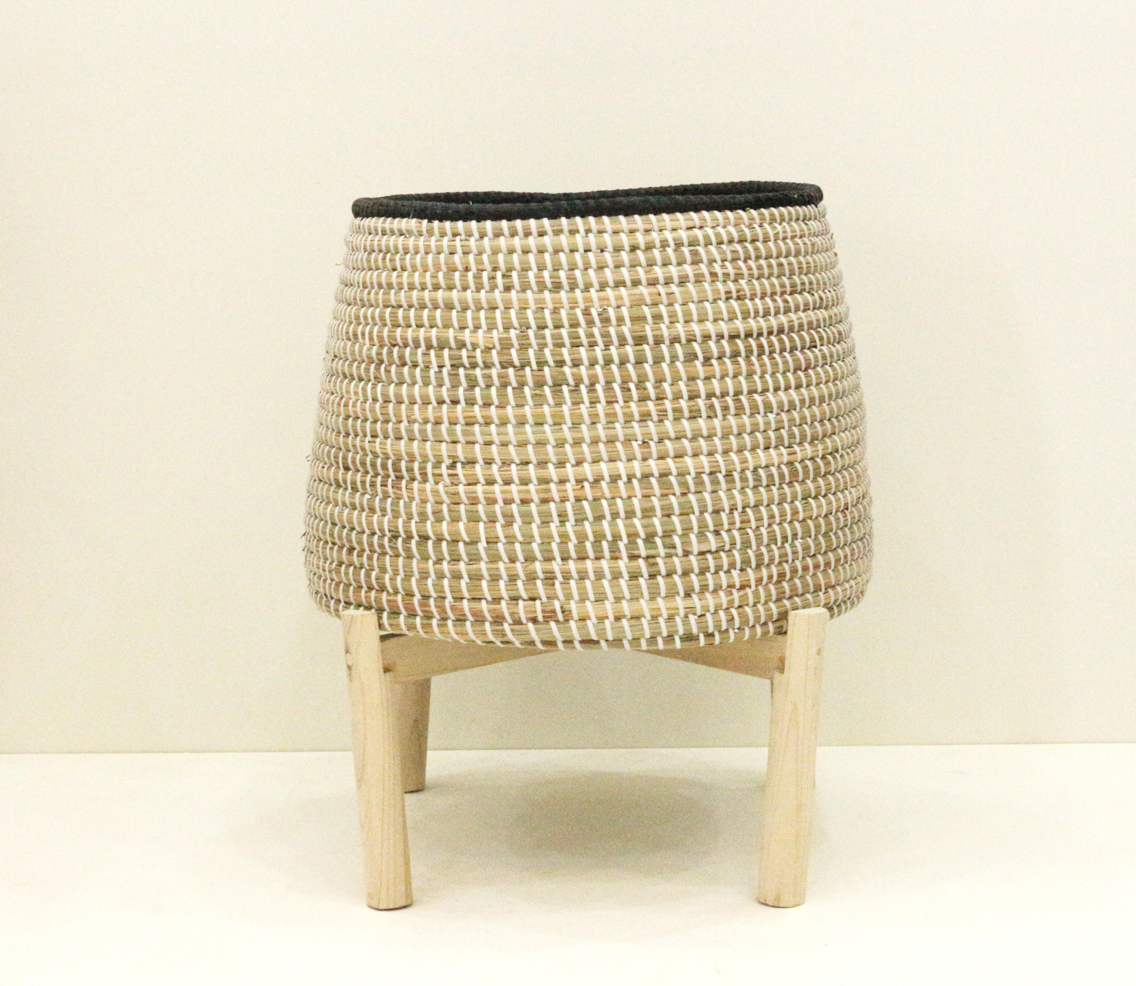 สีเทาอ่อน