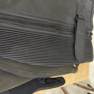 Demi-gambières en cuir véritable avec fermeture éclair |   Chaps d'équitation confortables - Product Image 6