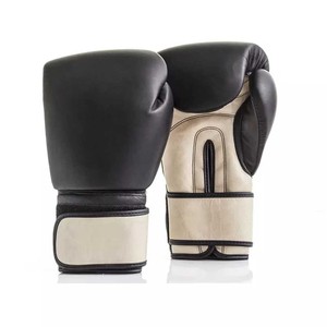 Guantes de boxeo de Entrenamiento Personalizados con nuevo diseño hecho de cuero - Product Image 3