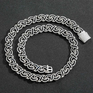 Cadena Cubana Infinita de Plata de Ley 925 de 10 mm con Moissanita, Collar Cubano Personalizado con Incrustaciones de Diamantes para Hombre y Mujer - Product Image 1