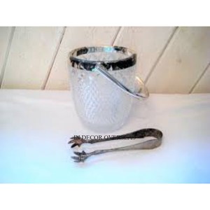 Enfriador de vino de cubo de hielo de aspecto atractivo hecho de vidrio transparente con textura de diamante con mango y pinzas pulidas de plata de acero inoxidable - Product Image 1