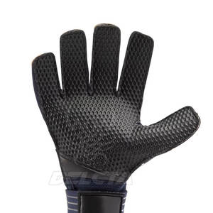 Gants de gardien de but fabriqués au Pakistan, nouvelle arrivée, produit phare, gants de gardien de but les plus vendus - Product Image 3