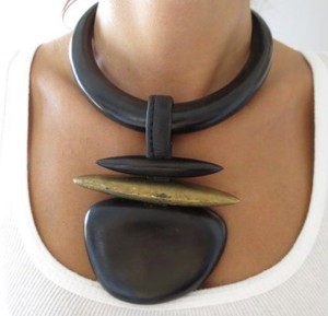 Meilleure qualité tendance ensemble de bijoux de mode bohême corne naturelle collier boucles d'oreilles Unique papillon forme chaîne à maillons plaqué or - Product Image 3