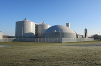 Digesteur anaérobie de type tour de 6000 m3, système de biodigestion de biogaz pour l'élevage de porcs, réacteurs de fermentation anaérobie