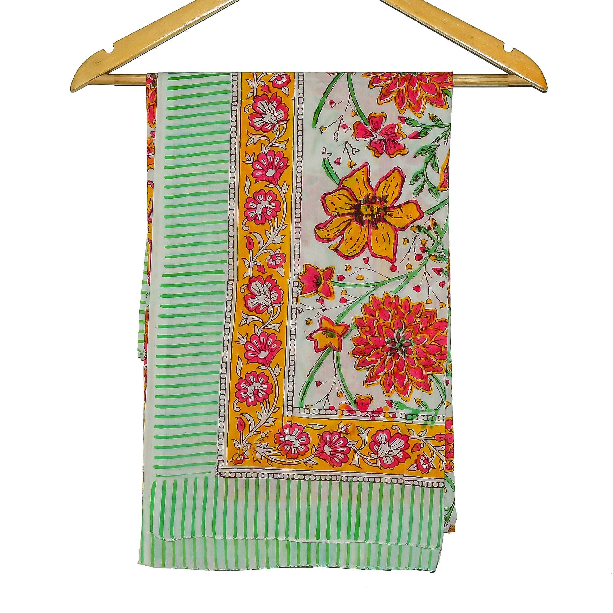 สีเขียว