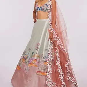 여성을위한 모든 새로운 디자이너 무거운 작업 Lehenga 웨딩 드레스 신부 가운 웨딩 드레스 신부 컬렉션 2023 도착 인도