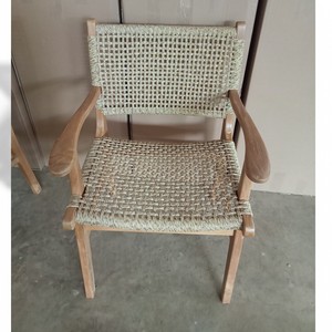 Silla de comedor de teca para exteriores, moderna y duradera, sillón de Patio de bajo mantenimiento, detalles de ratán de madera maciza, cómoda para uso residencial - Product Image 5