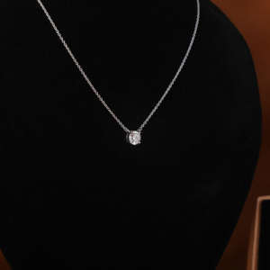 Pendentif en or massif 14 carats personnalisable avec diamant de laboratoire taille ronde et design tendance, option plaqué or unisexe - Product Image 4