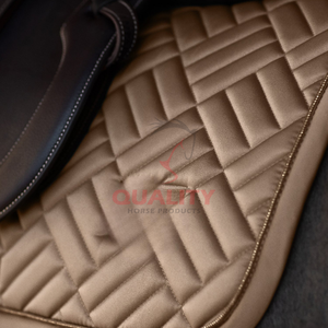 Nouvelle arrivée 2025 tapis de selle équestre design anglais matériau respirant doublure douce confort durable adapté à l'écurie - Product Image 6