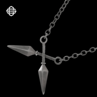 Pendentif Croix Shuriken Gothique en Argent 925 Plaqué Or 18K avec Diamants, Couteau Kunai, Bijou Unisexe Tendance Streetwear Hip Hop, Idéal Cadeau